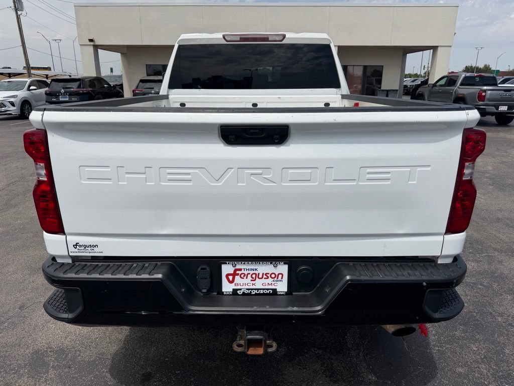 Used 2022 Chevrolet Silverado 2500 Custom w/ Custom Value Package AWD/4WD image 17