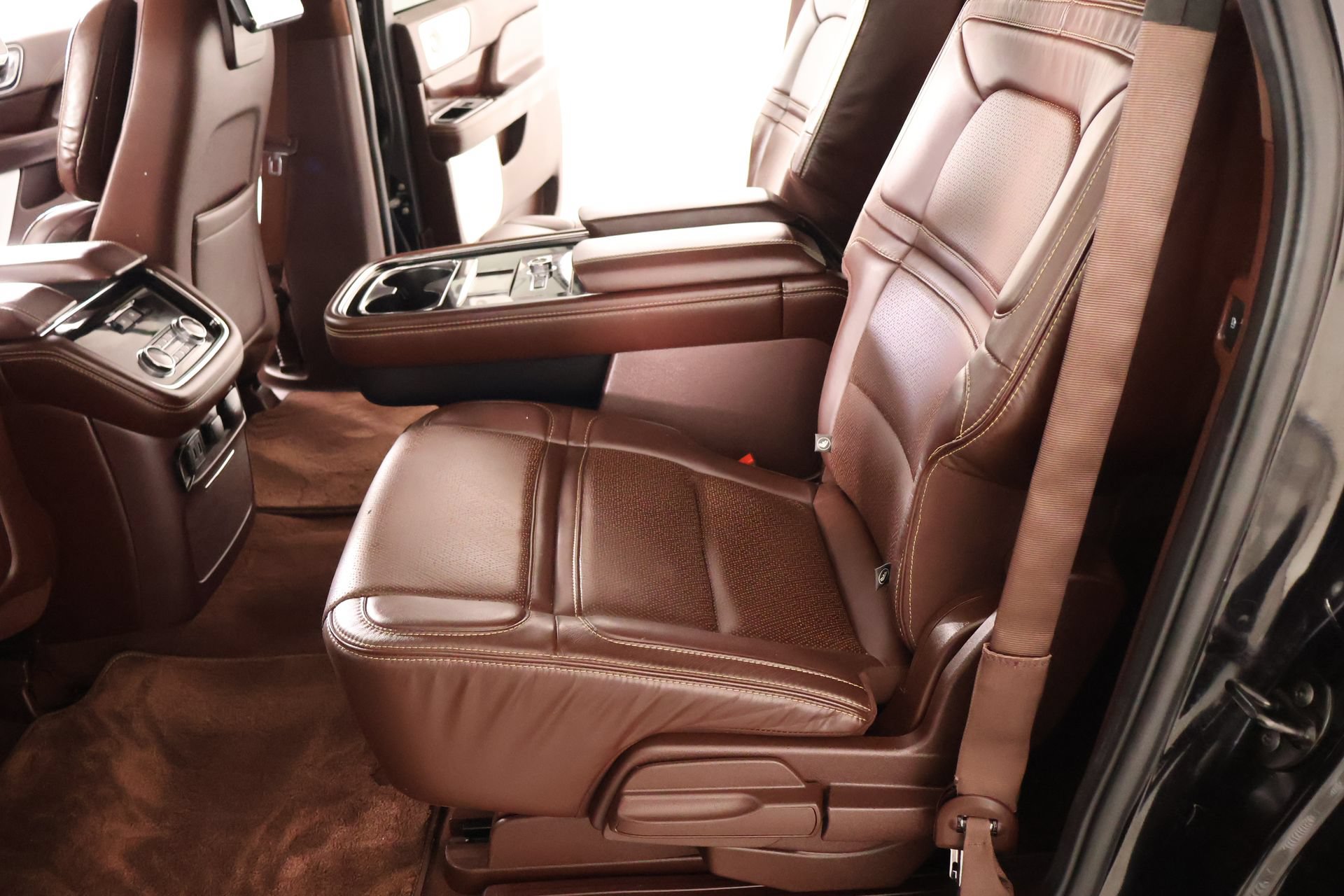 Used 2020 Lincoln Navigator L Black Label AWD/4WD image 13