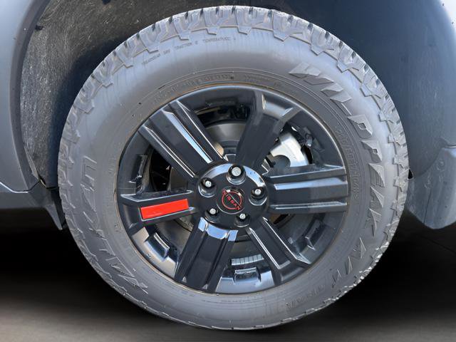 Used 2025 Nissan Rogue SV image 31