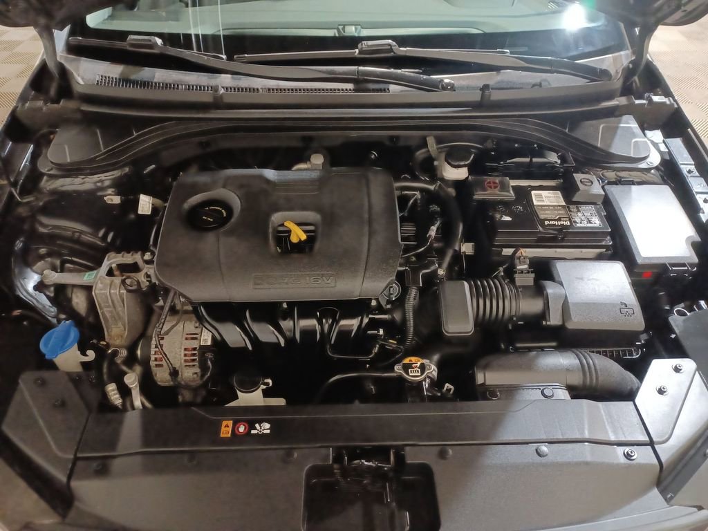 Used 2020 Hyundai Elantra Value Edition image 18