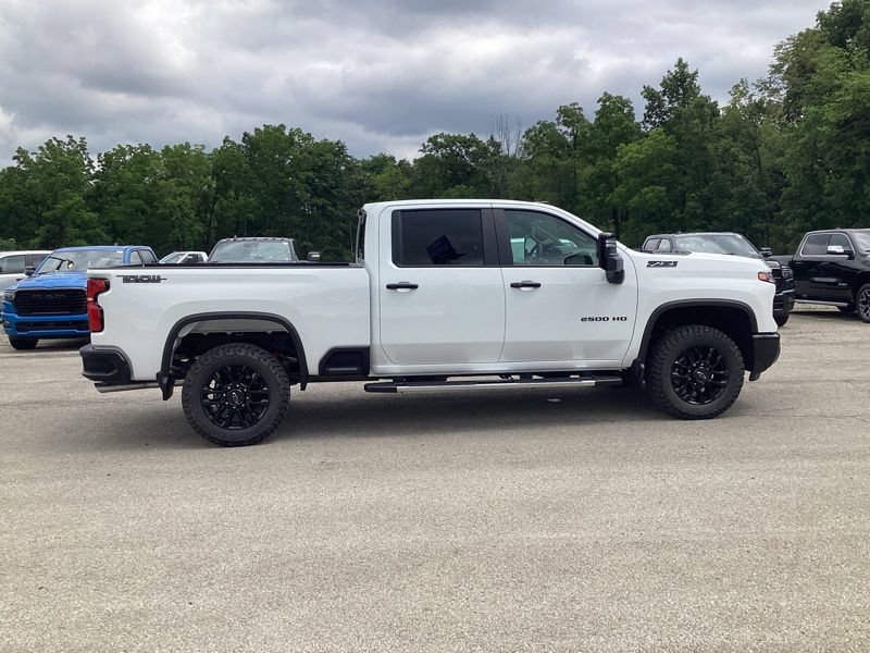 New 2026 Chevrolet Silverado 2500 LT w/ Trail Boss Package AWD/4WD image 8