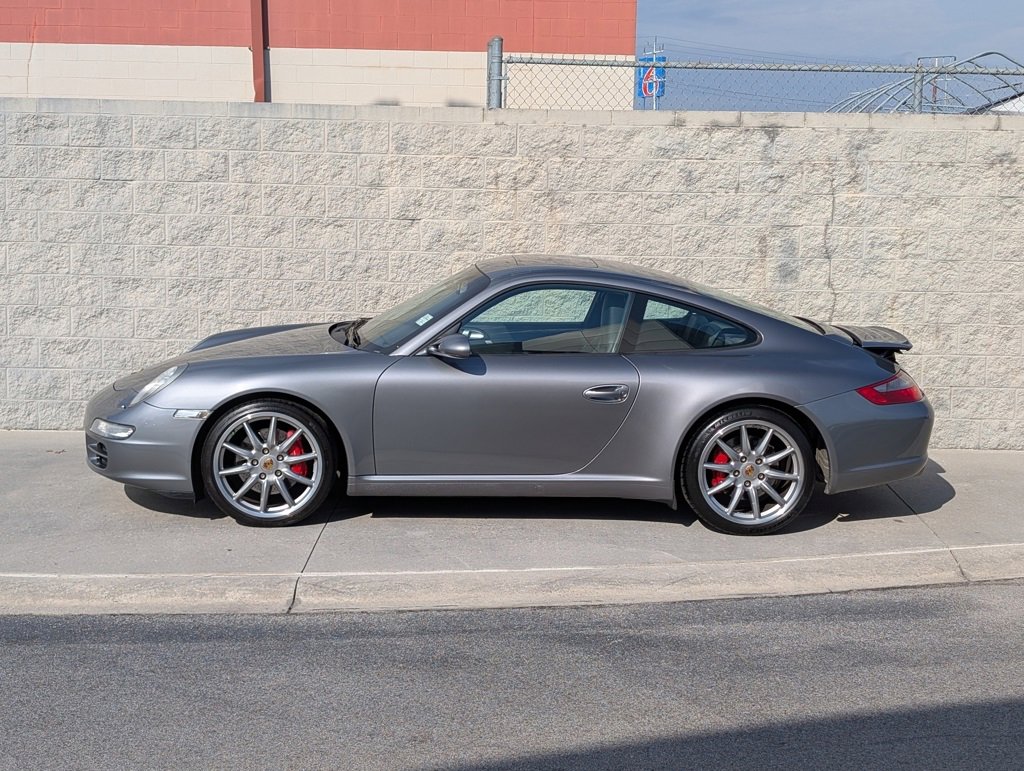 Used 2005 Porsche 911 Carrera S image 2