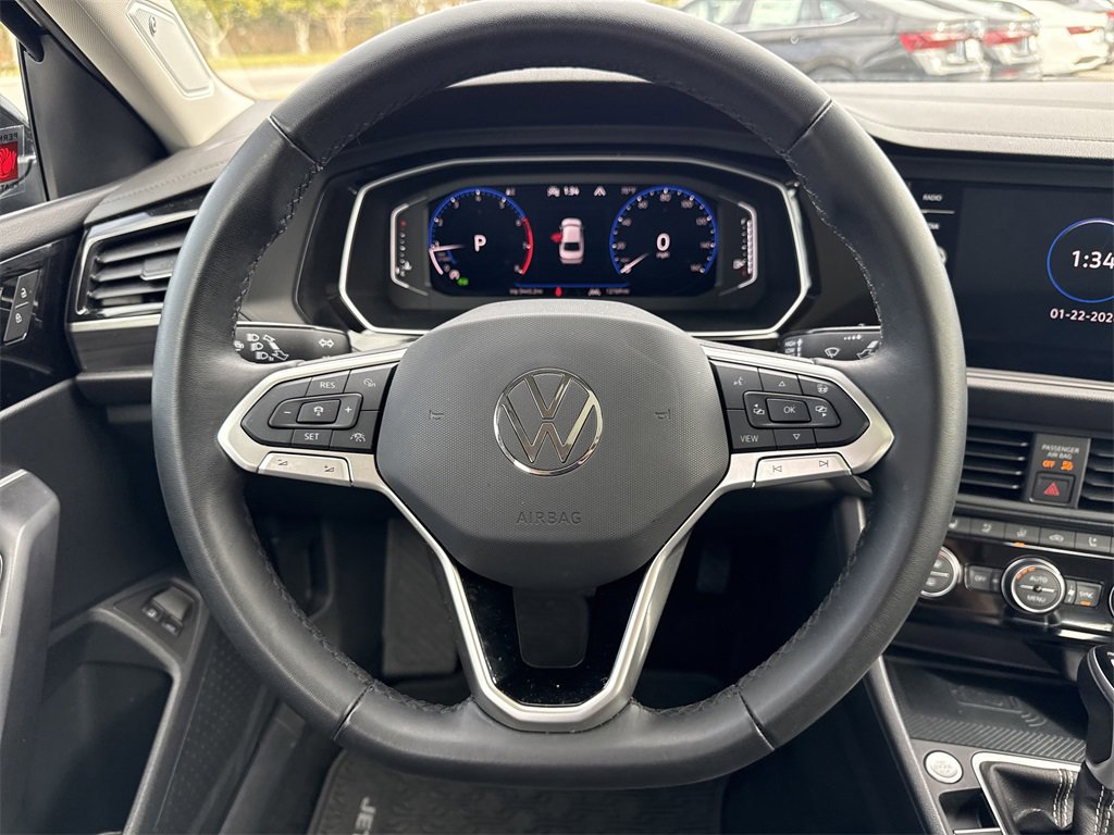 Used 2024 Volkswagen Jetta SEL image 14