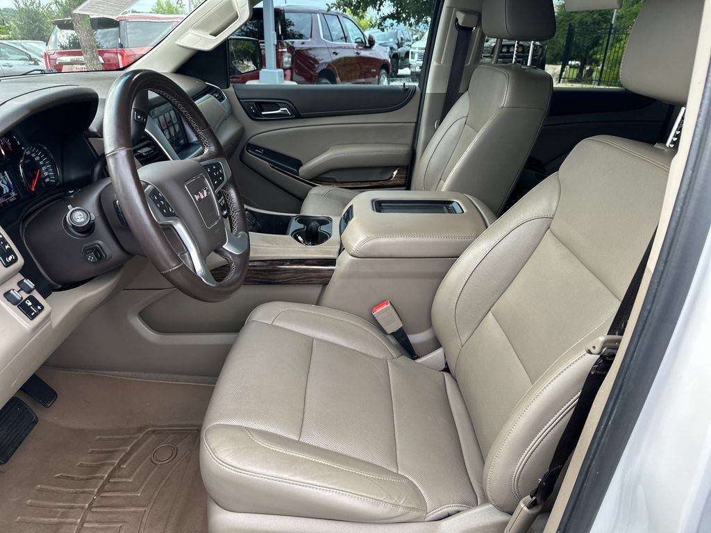 Used 2020 GMC Yukon XL SLT w/ Premium Edition RWD image 19