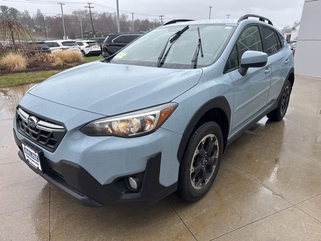 Used 2023 Subaru Crosstrek 2.0i Premium AWD/4WD image 3