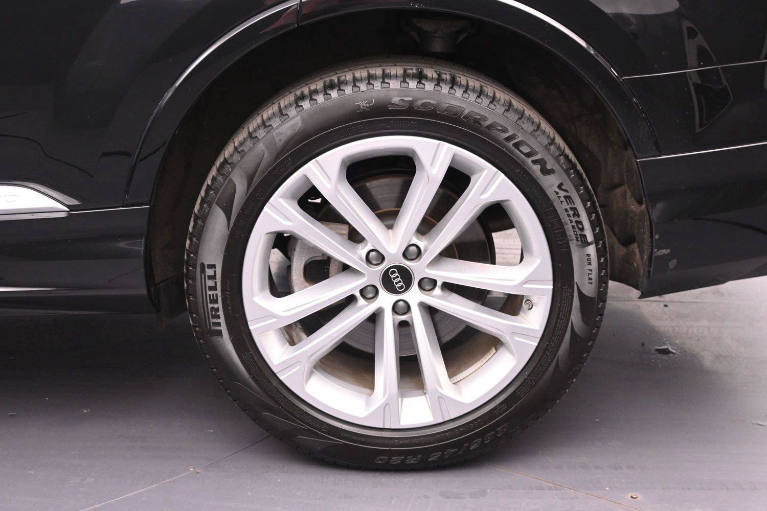Used 2025 Audi Q7 3.0T Premium Plus AWD/4WD image 14