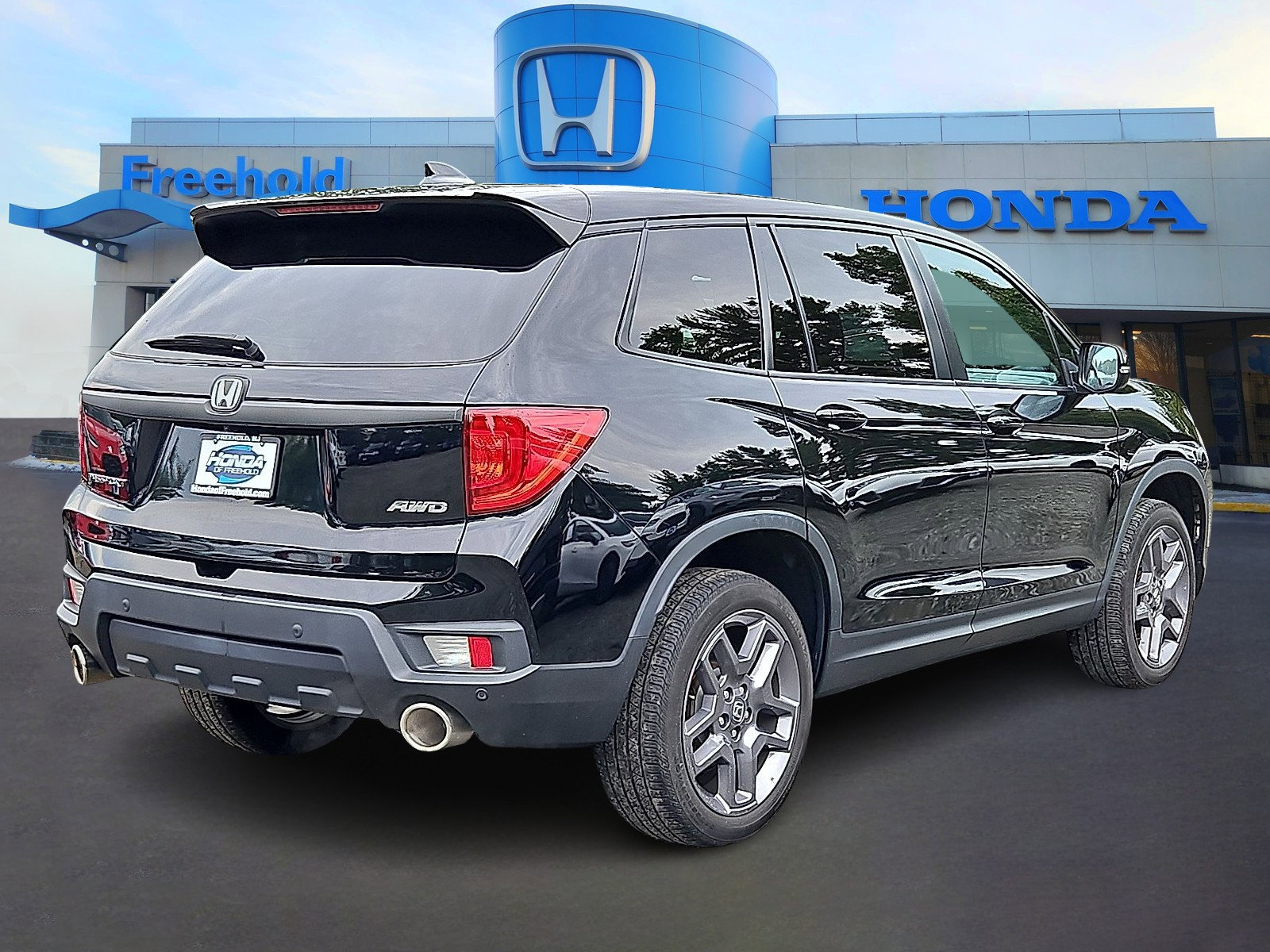 Used 2023 Honda Passport EX-L image 7