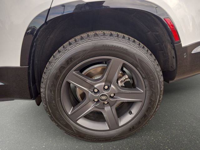 Certified 2024 Land Rover Defender 130 X-Dynamic SE image 37