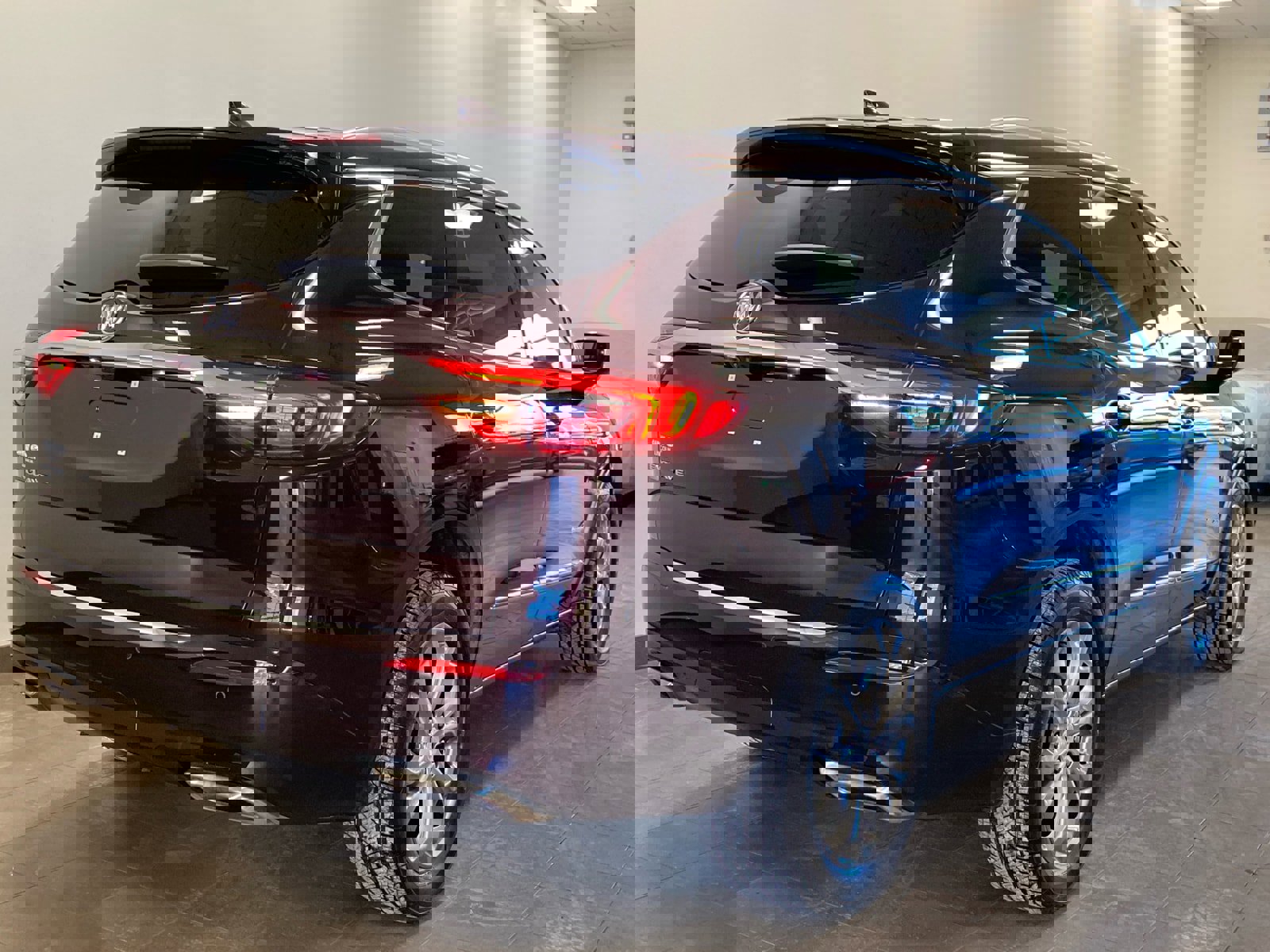 Used 2021 Buick Enclave Avenir w/ Avenir Technology Package image 8