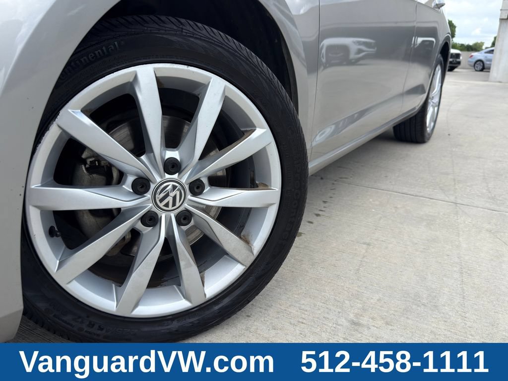 Used 2017 Volkswagen Golf SE FWD image 4