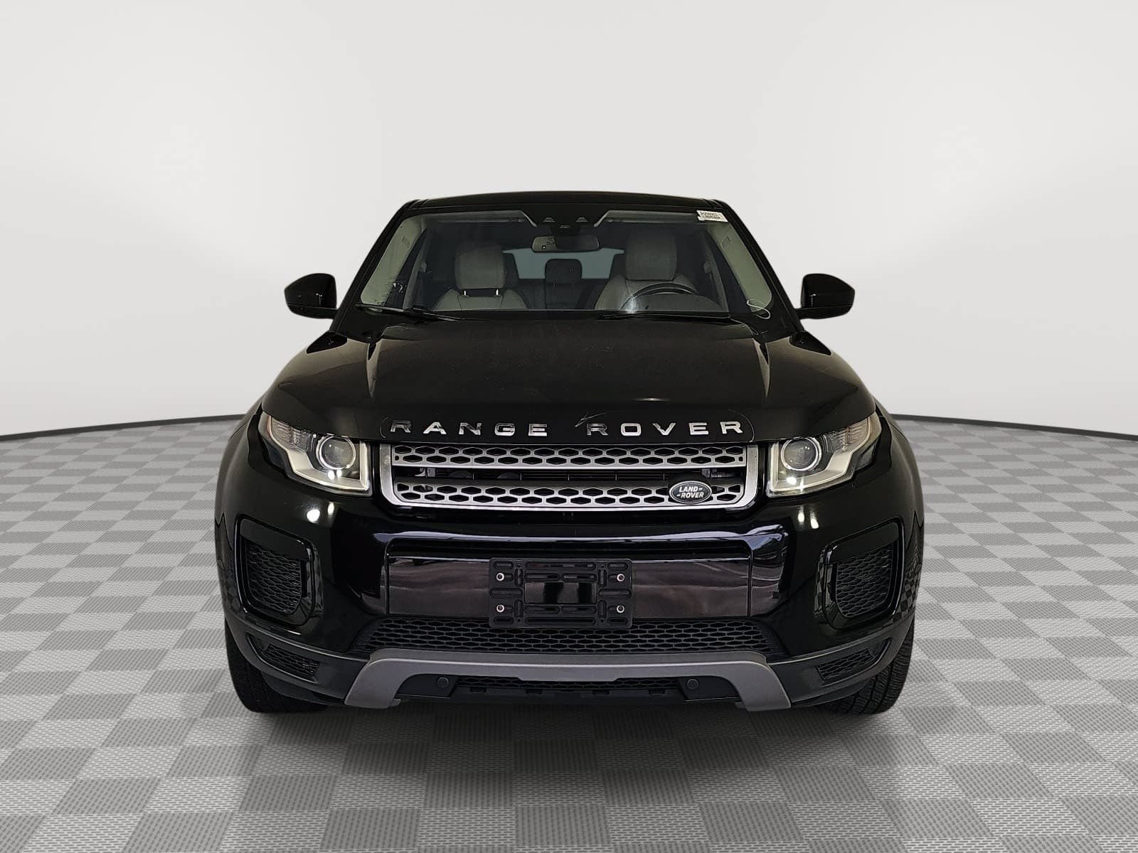 Used 2018 Land Rover Range Rover Evoque SE AWD/4WD image 3