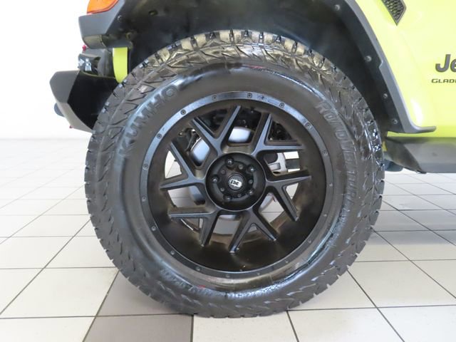 Used 2023 Jeep Gladiator Sport AWD/4WD image 14