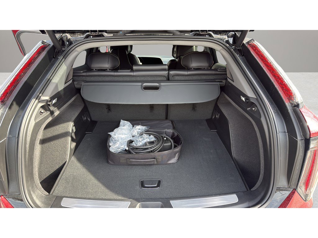 Certified 2025 Cadillac Optiq Sport 2 image 9