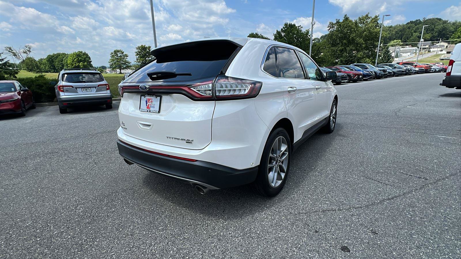 Used 2015 Ford Edge Titanium w/ Equipment Group 302A AWD/4WD image 4