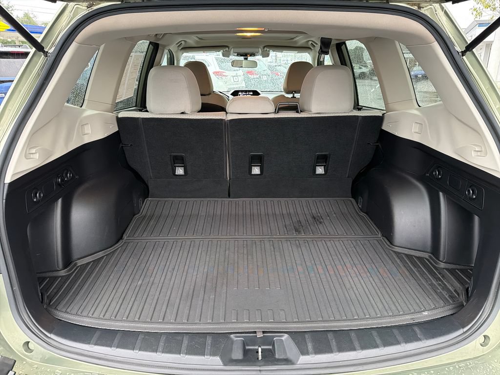 Used 2020 Subaru Forester Premium AWD/4WD image 28