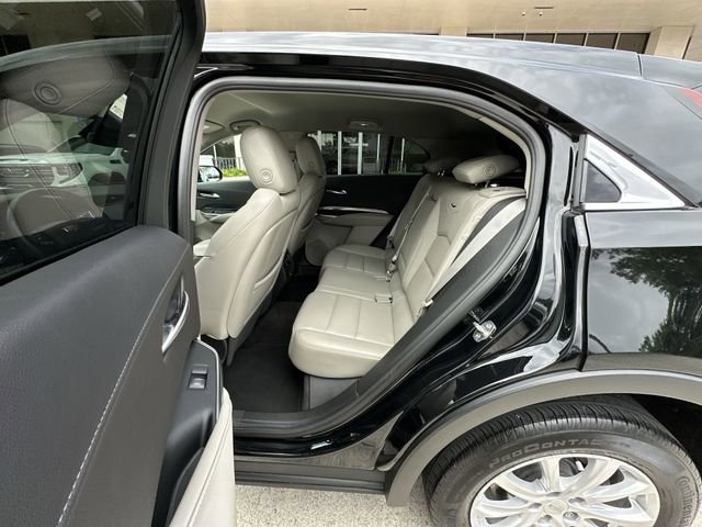 Certified 2022 Cadillac XT4 Luxury w/ Driver Awareness Package image 29