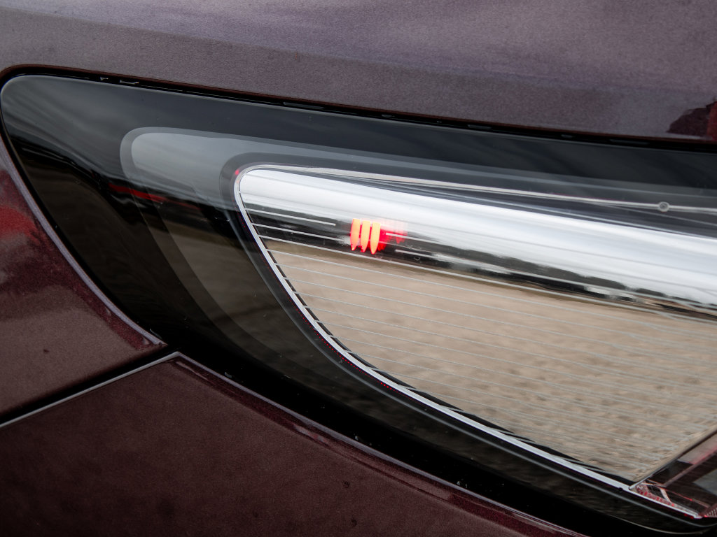 Used 2025 Buick Enclave Avenir w/ Trailering Package, 5000 lbs. image 13