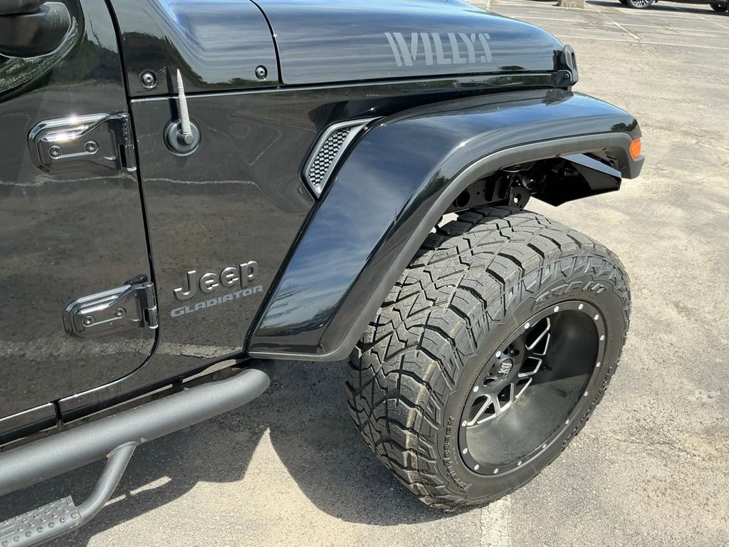 Used 2021 Jeep Gladiator Sport image 9