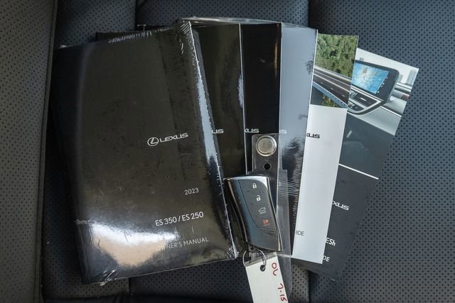 Used 2023 Lexus ES 350 w/ Premium Package image 14