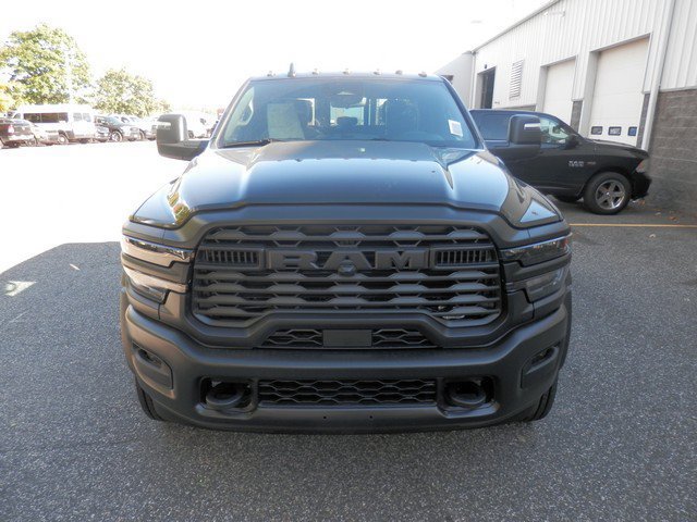 New 2027 RAM 5500 Tradesman AWD/4WD image 3