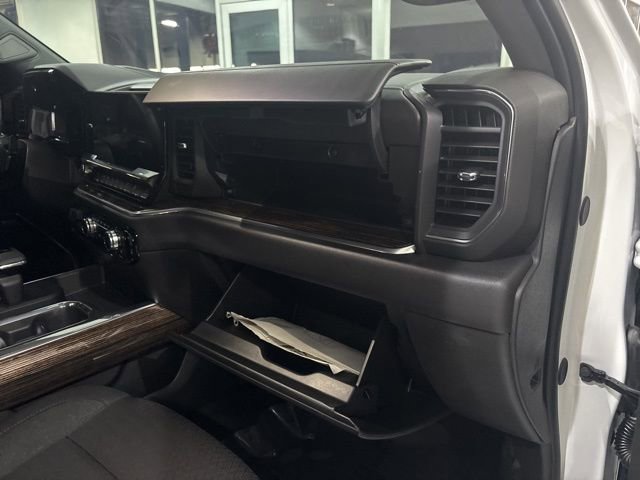 Used 2026 GMC Sierra 1500 Elevation image 37