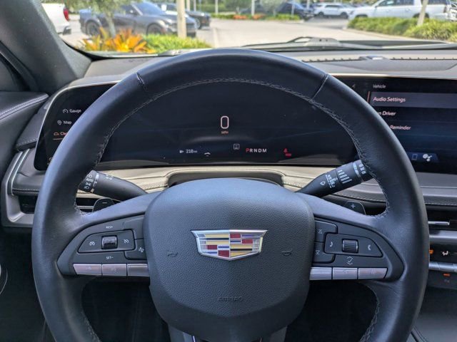 Used 2025 Cadillac XT4 Premium Luxury FWD image 23