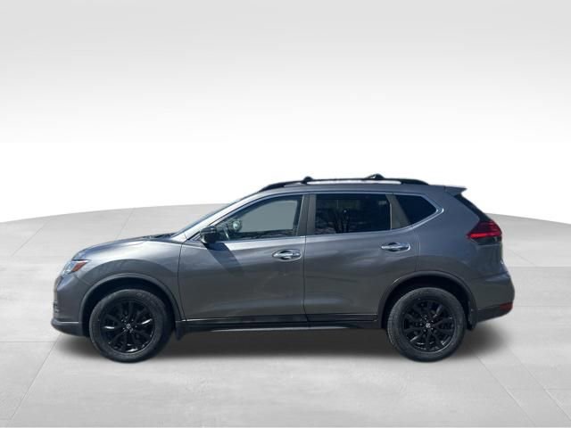 Used 2017 Nissan Rogue SV w/ Midnight Edition Package image 5