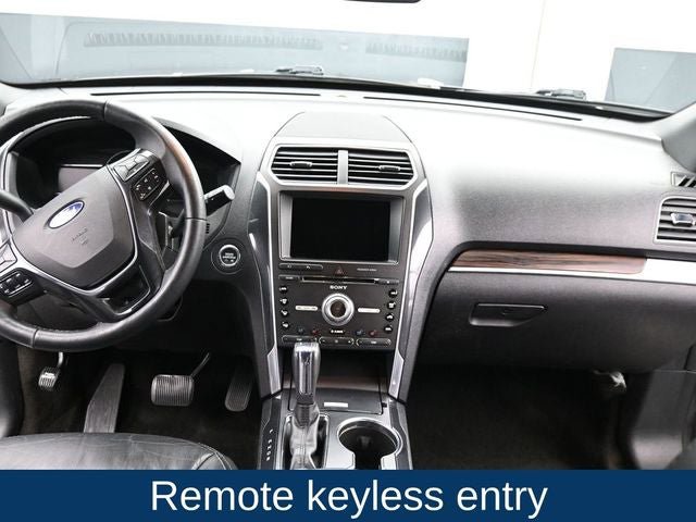 Used 2017 Ford Explorer Limited image 18