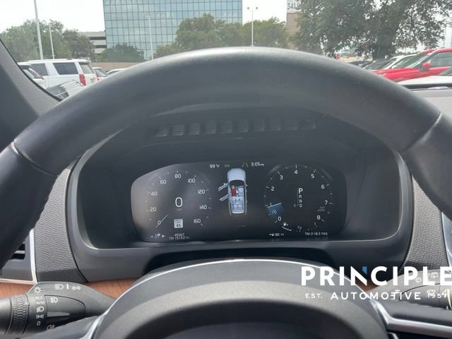 Certified 2022 Volvo XC90 T6 Momentum AWD/4WD image 17