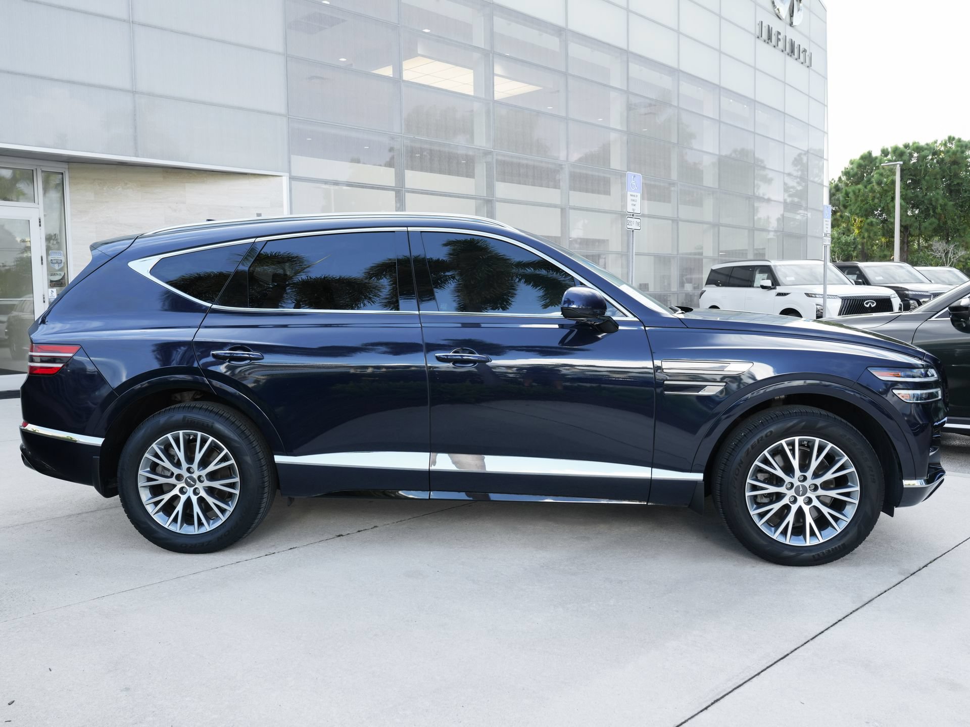 Used 2024 Genesis GV80 2.5T AWD/4WD image 27