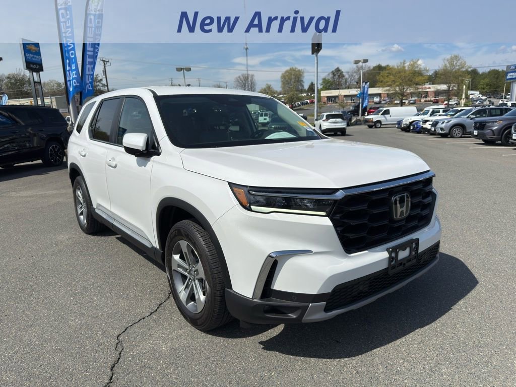 Used 2024 Honda Pilot EX-L image 2