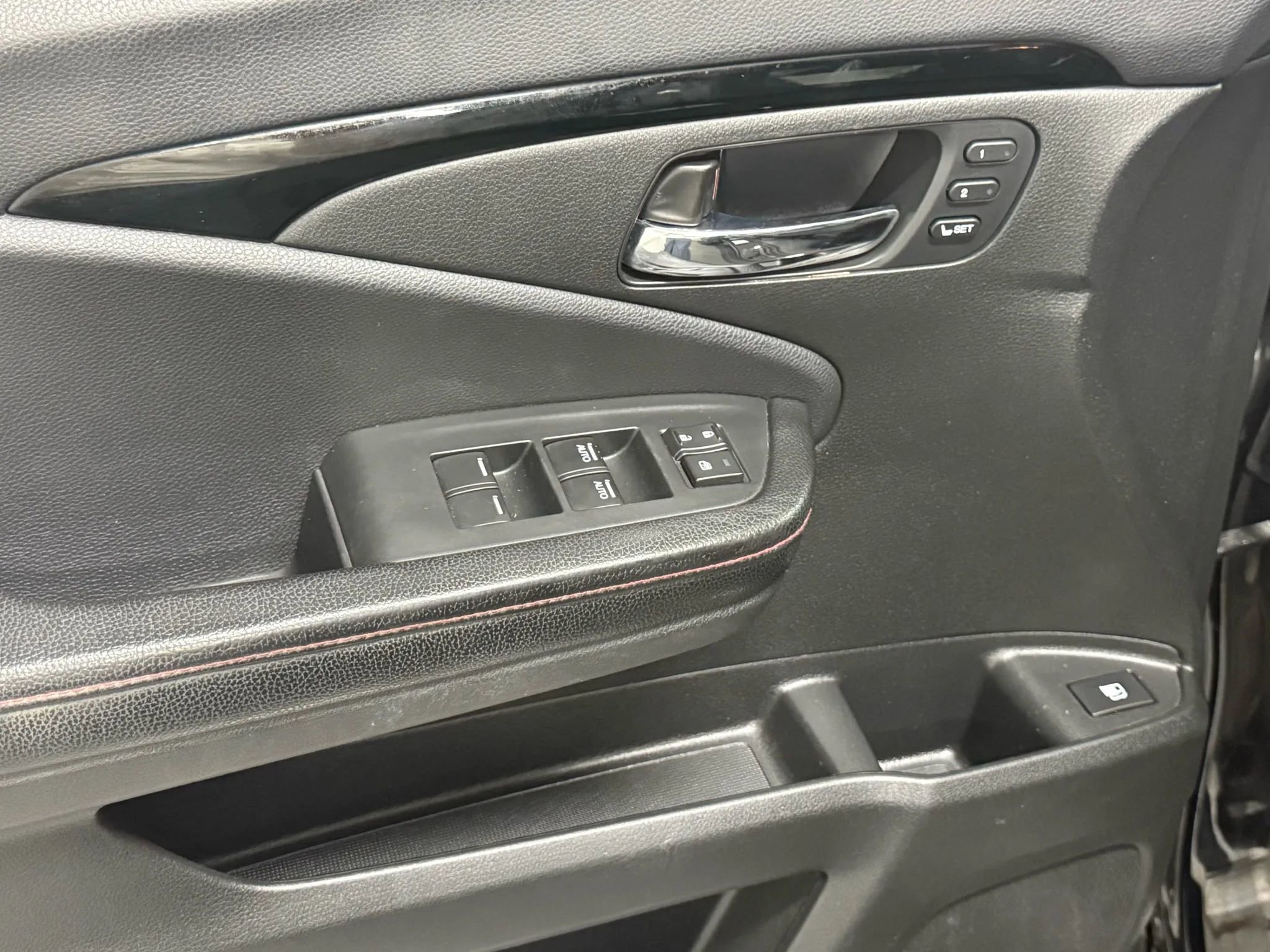 Used 2017 Honda Ridgeline Black Edition image 26