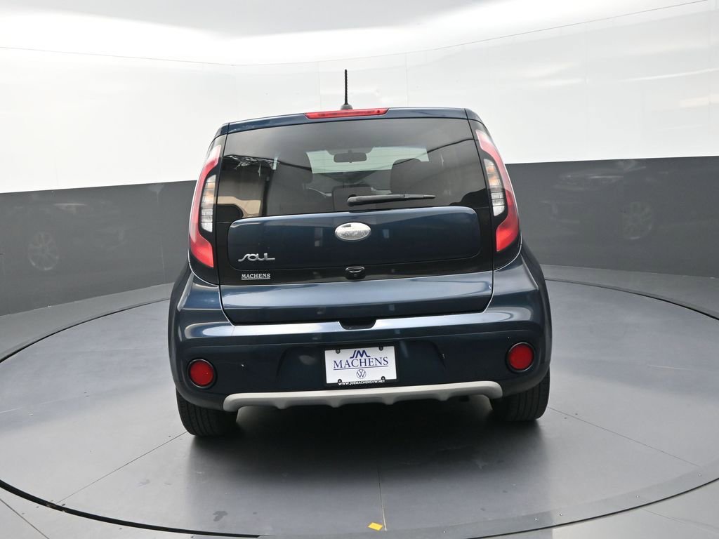 Used 2019 Kia Soul + FWD image 9