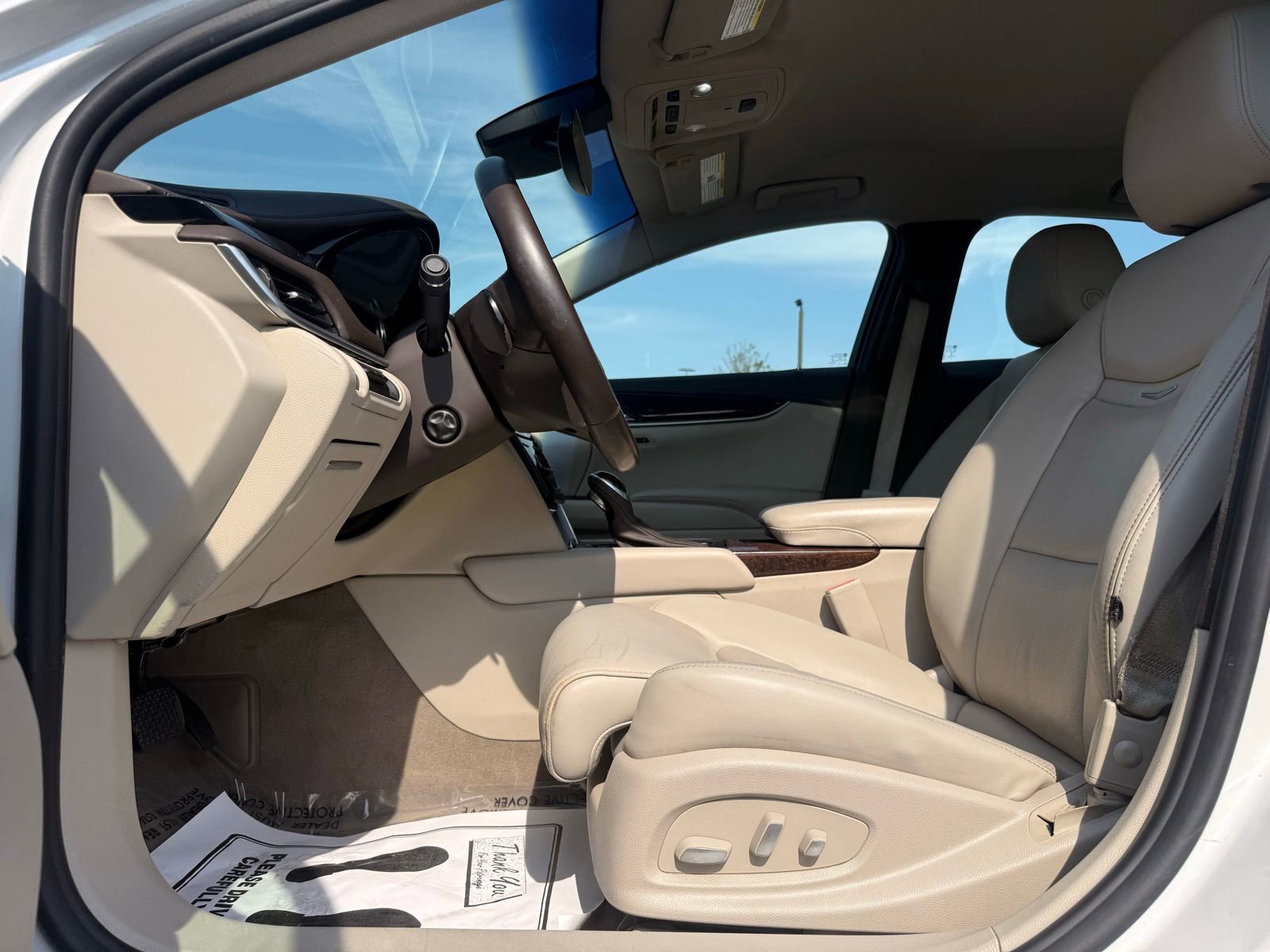 Used 2016 Cadillac XTS Premium image 14