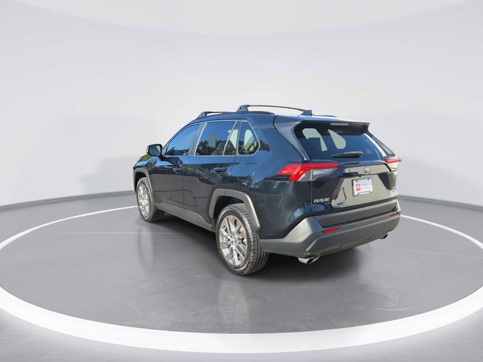 Certified 2019 Toyota RAV4 XLE Premium w/ Cold Weather Package AWD/4WD image 6