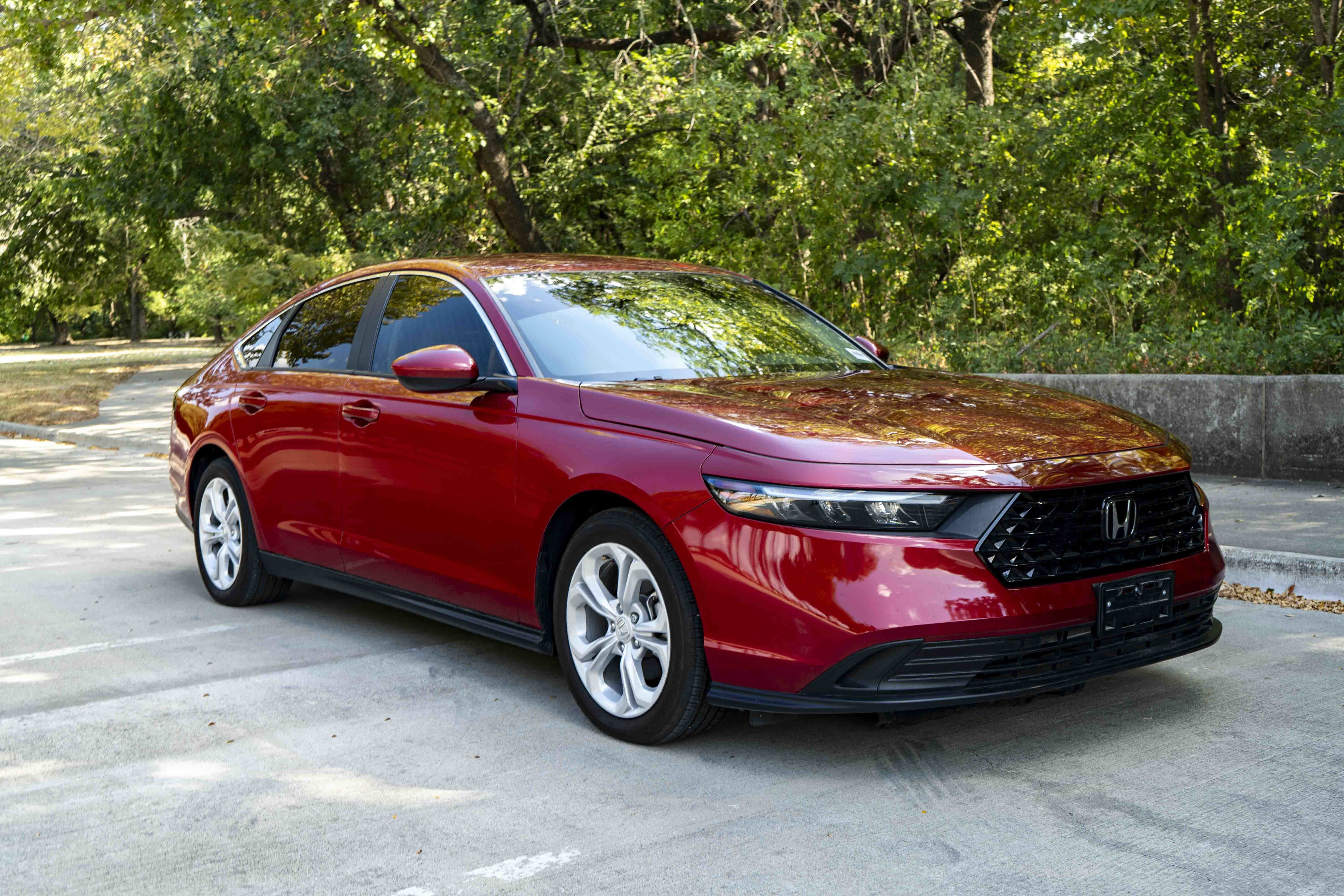 Used 2025 Honda Accord LX video 2