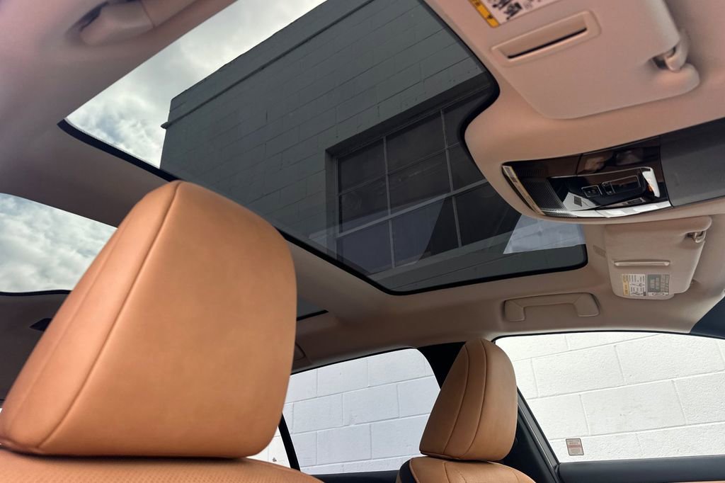 Certified 2023 Lexus RZ 450e Premium w/ Accessory Package (Z1) image 17