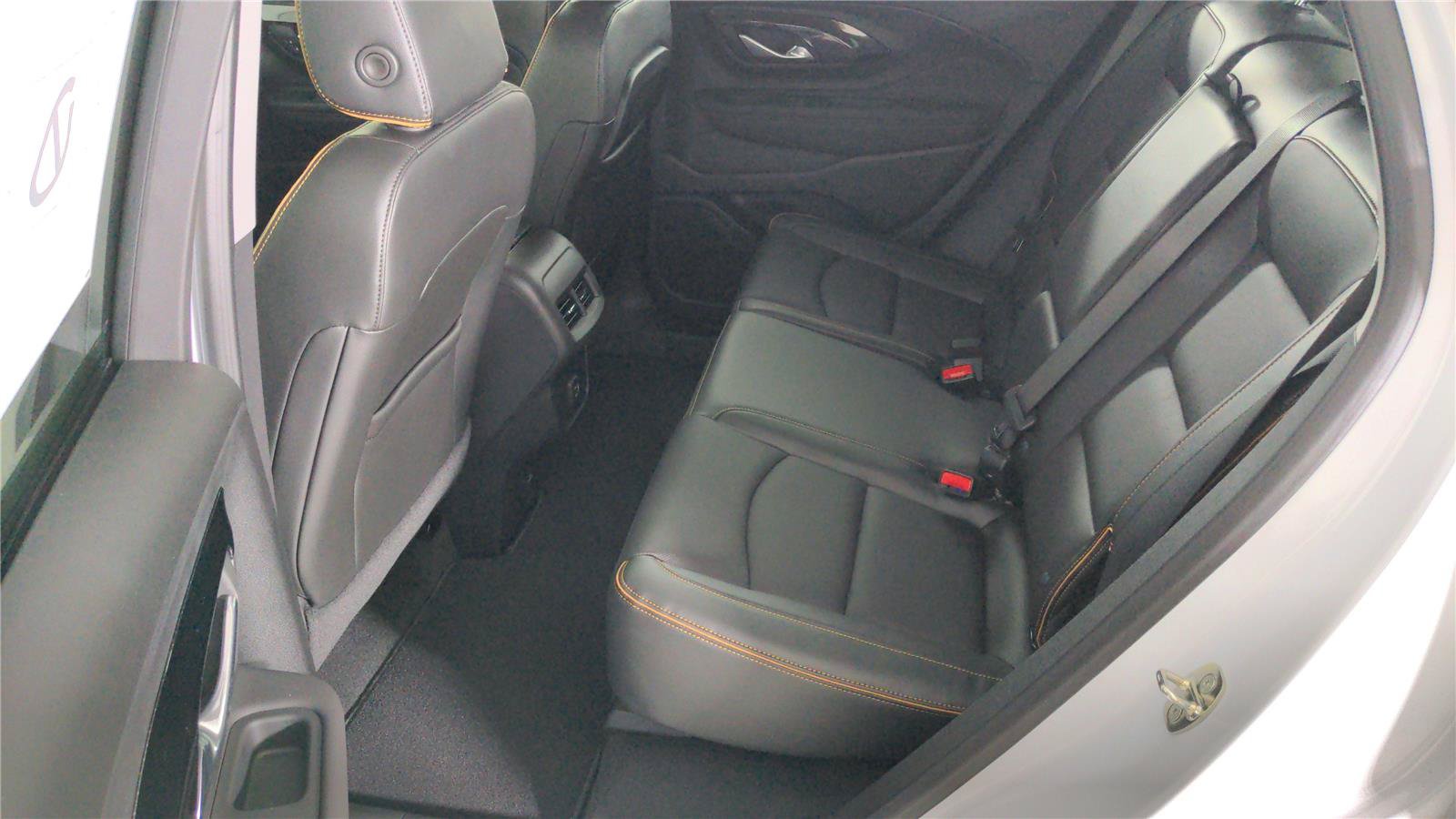 Used 2023 GMC Terrain AT4 AWD/4WD image 19