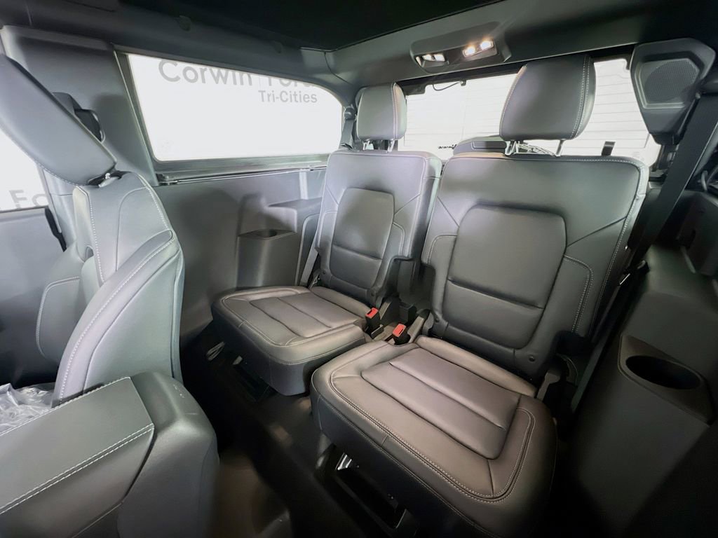 New 2025 Ford Bronco Badlands image 28