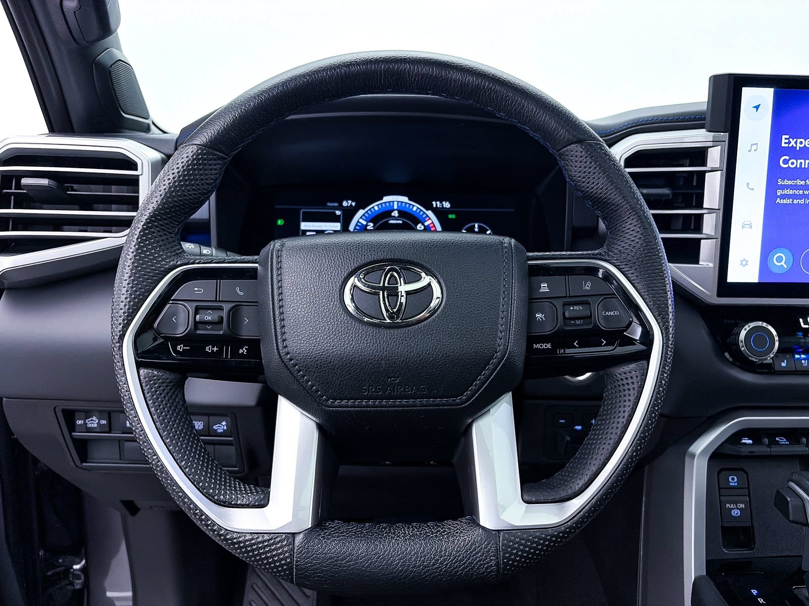 Used 2024 Toyota Tundra Platinum AWD/4WD image 34
