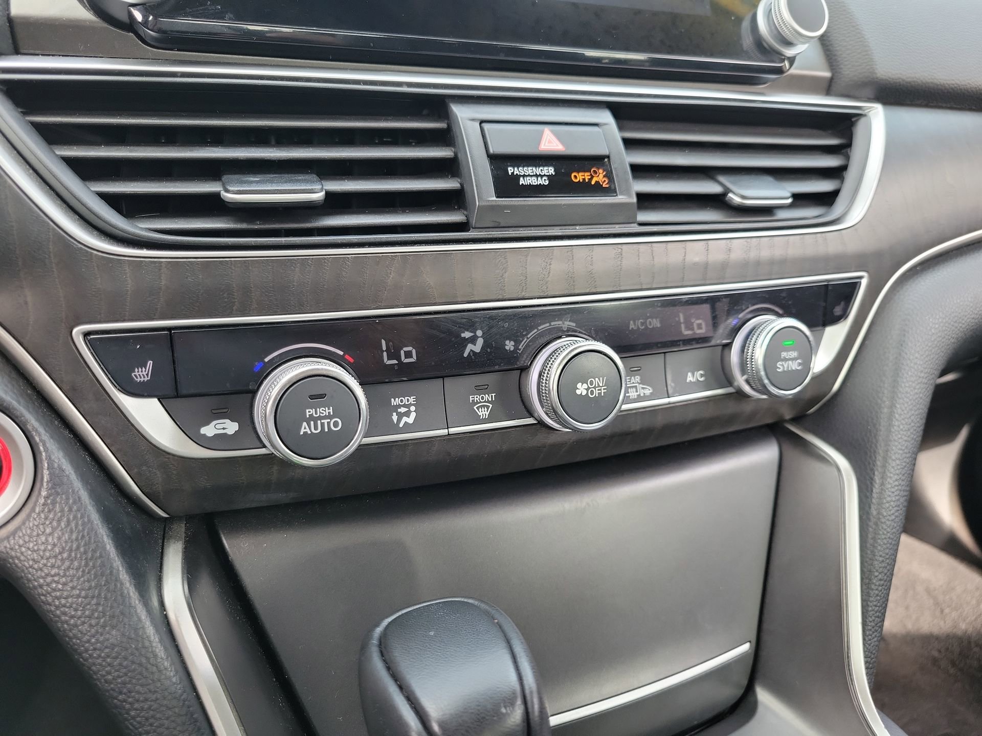 Used 2018 Honda Accord EX-L image 24