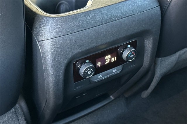 New 2026 Chevrolet Traverse Z71 image 17