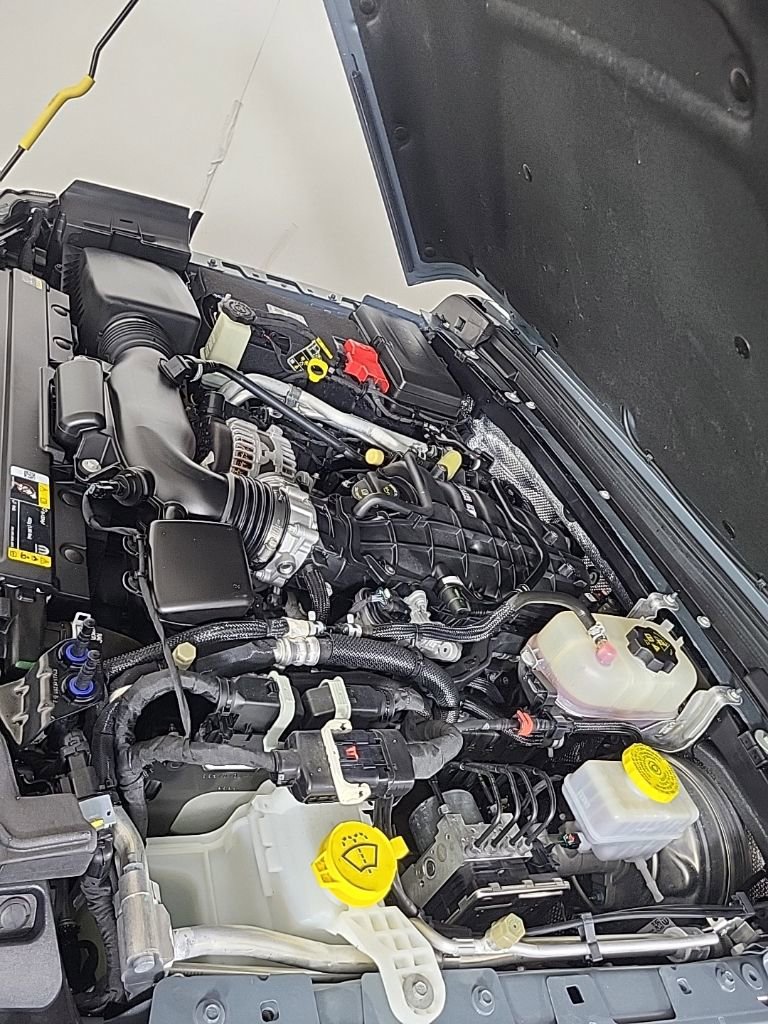 Used 2024 Jeep Wrangler Sahara image 18