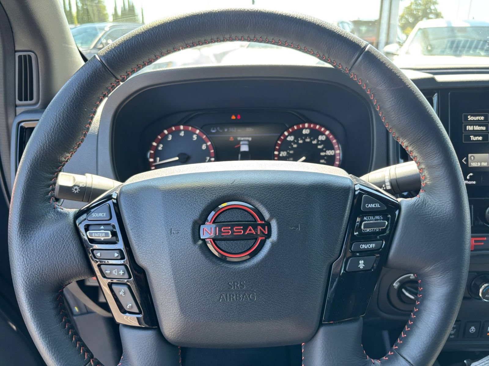 Used 2026 Nissan Frontier PRO-4X AWD/4WD image 27