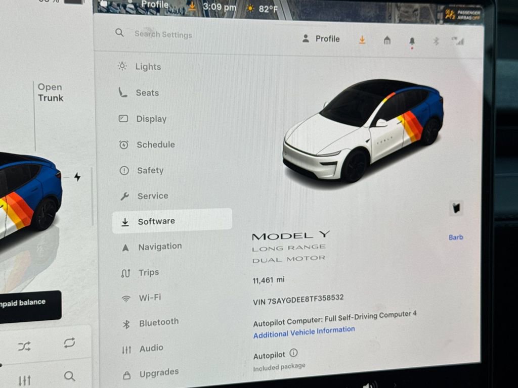 Used 2026 Tesla Model Y AWD image 28