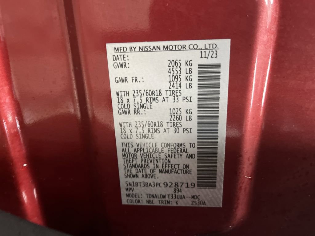 Used 2023 Nissan Rogue SV image 33