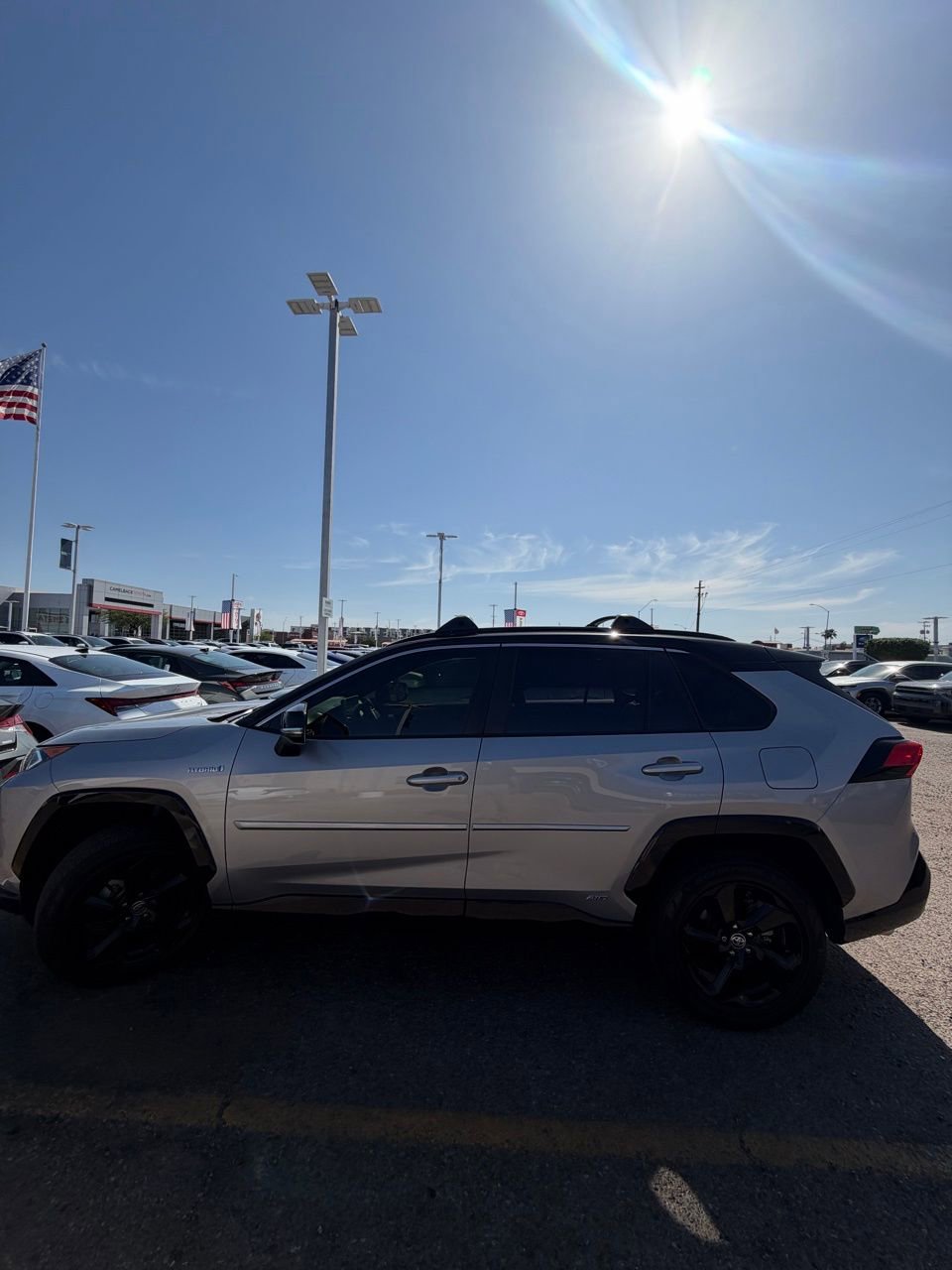 Used 2020 Toyota RAV4 XSE AWD/4WD image 1
