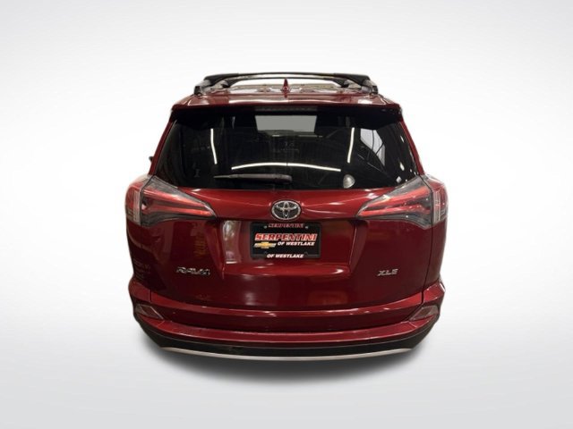 Used 2018 Toyota RAV4 XLE w/ Plus Extra Value Package FWD image 23
