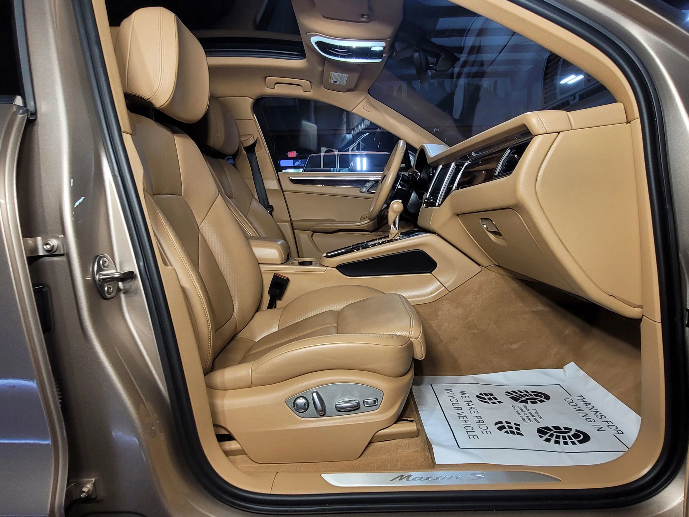Used 2015 Porsche Macan S AWD/4WD image 18