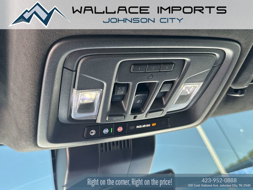 Used 2025 GMC Sierra 1500 AT4X AWD/4WD image 16